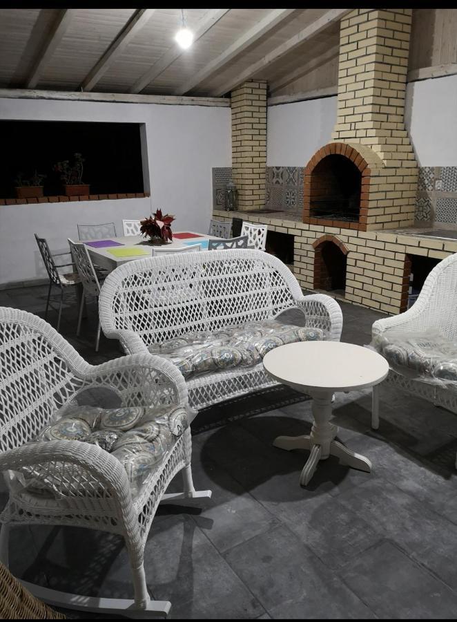 Pensiunea Gradina Ascunsa Bughea de Jos エクステリア 写真